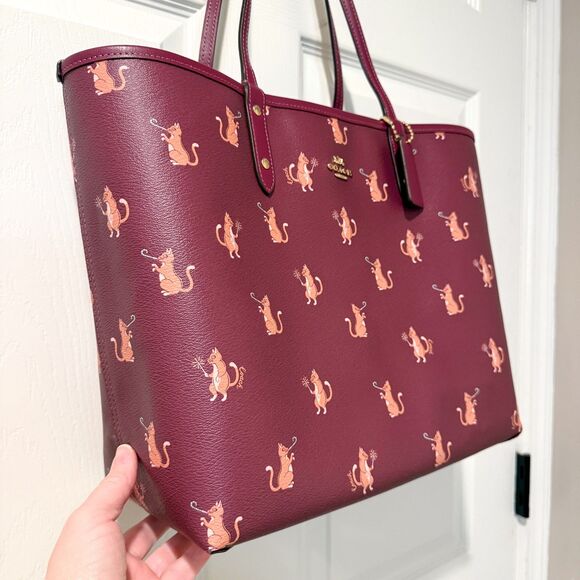 Coach Reversible City Tote Party Cat Print Maroon Berry Canvas Large Classic - Picture 3 of 16